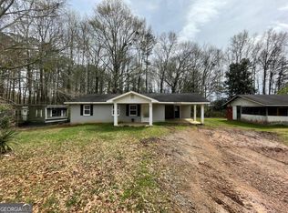 324 Pine Cir, Bowdon, GA 30108