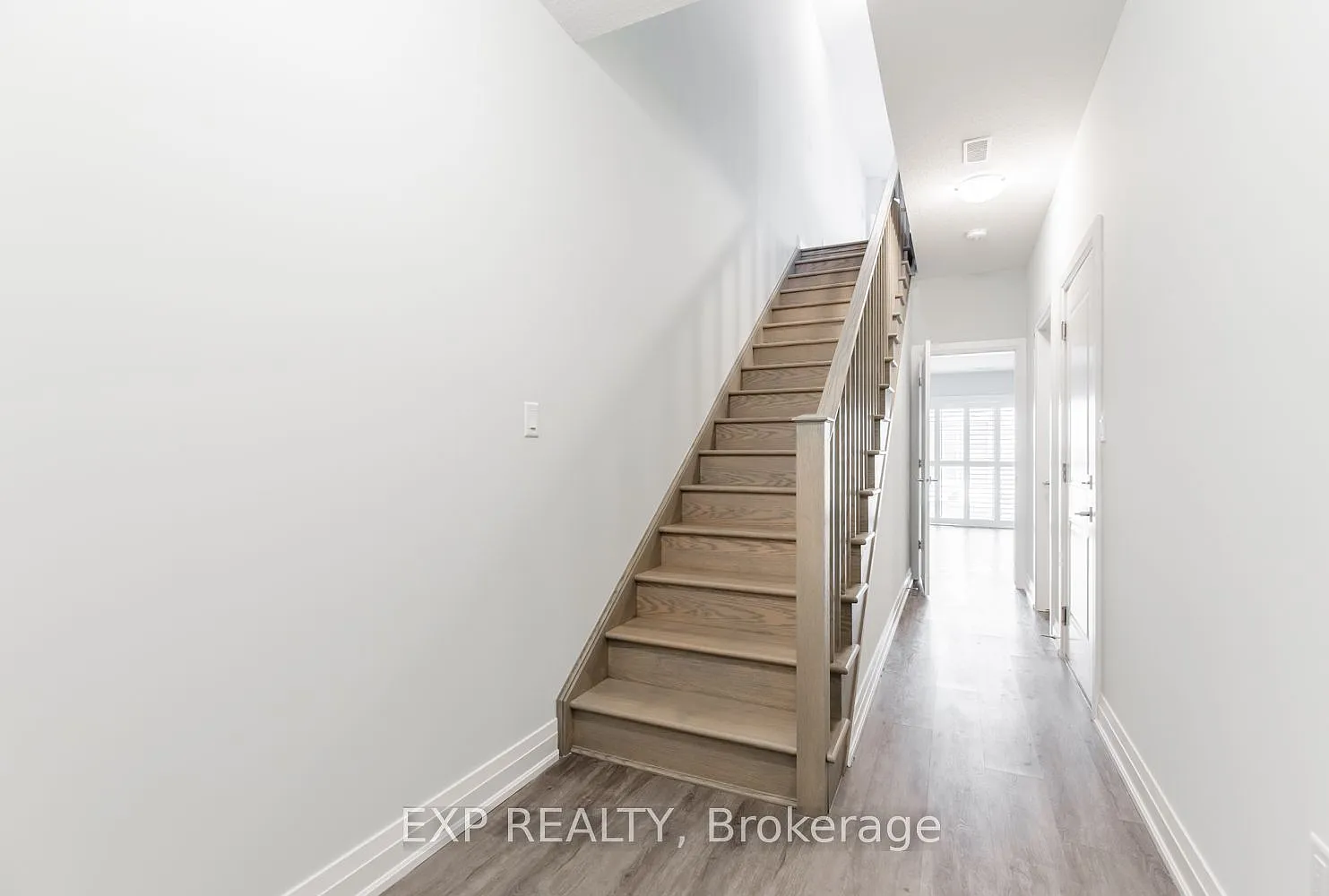 4 bed, $3,200 — Photo 3