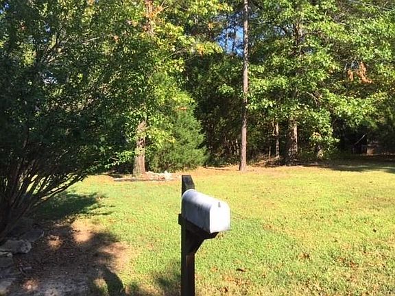 2nd image of 16 Tibberton Circle Dr