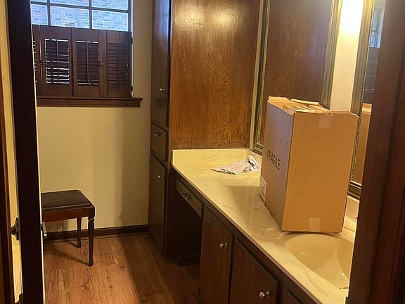 4th image of 104 Stockton Dr