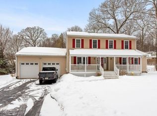 20 Windjammer Dr, Jefferson Twp., NJ 07849