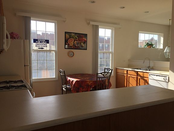 5th image of 803 Station Blvd
