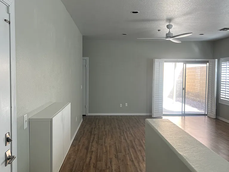 7500 E Deer Valley Rd #42 — Photo 5