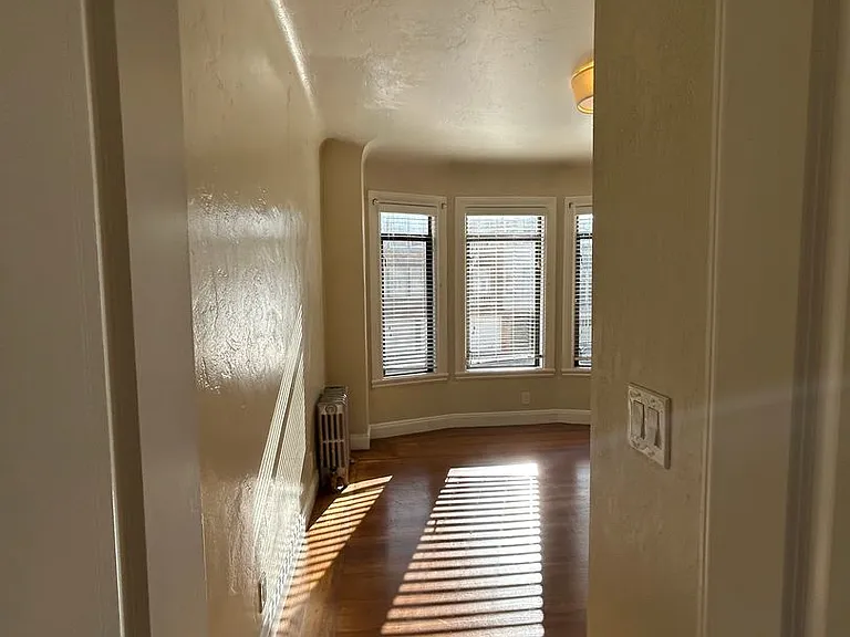 3324 Broderick St #1 — Photo 7