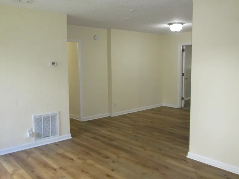 4749 Nelmar Pl — Photo 6
