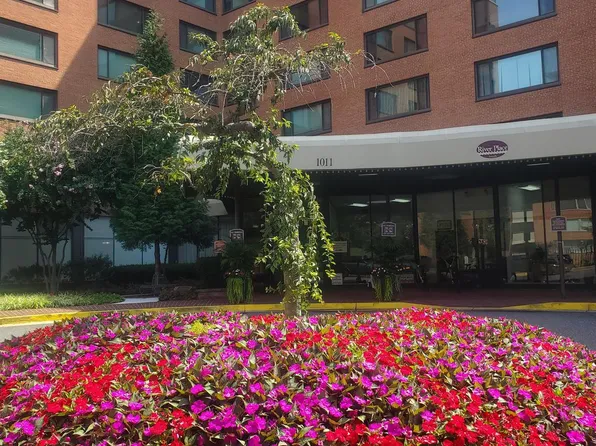 1011 Arlington Blvd APT 948, Arlington, VA 22209