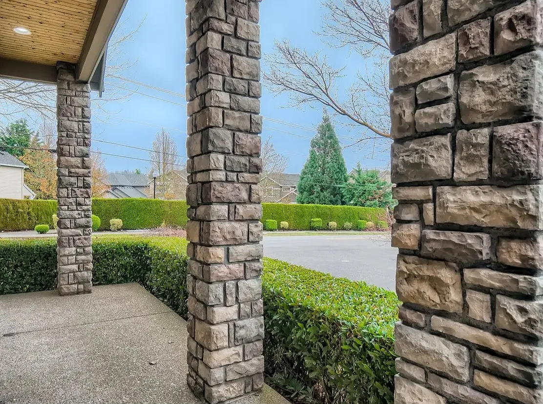 4 bed, 2.5 bath, 2934 sqft, $3,499 — Photo 4
