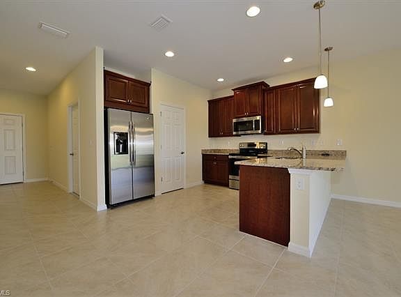 3rd image of 10822 Alvara Point Dr