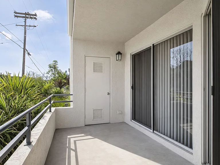 Available Apartment in North Park — Photo 62