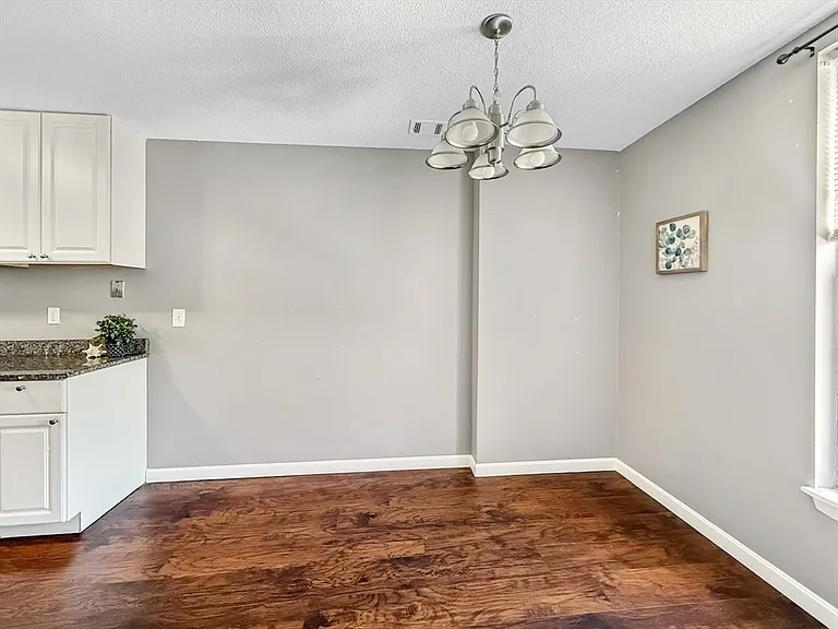 22 Shrewsbury Green Dr #I — Photo 6