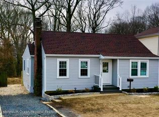 66 Ravine Dr, Matawan, NJ 07747