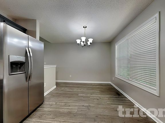 4th image of 113 Danville Trl