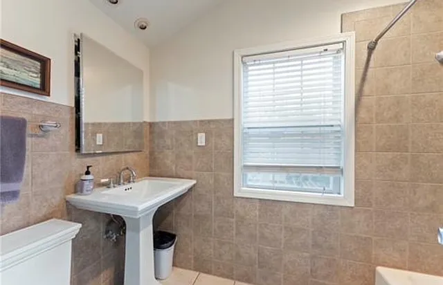 4208 W 74th Ter — Photo 19