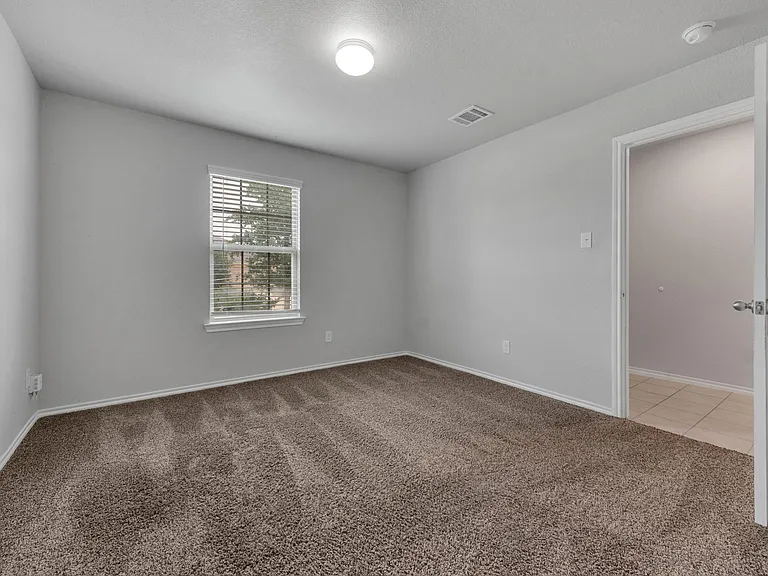 2415 Anton Dr — Photo 7