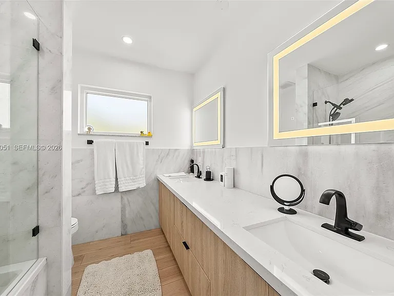 424 Alamanda Dr — Photo 41