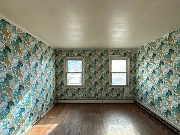 156 Beach 60th Street image 3 of 14