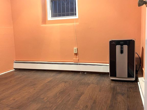 3rd image of 2355 E 18th St #1