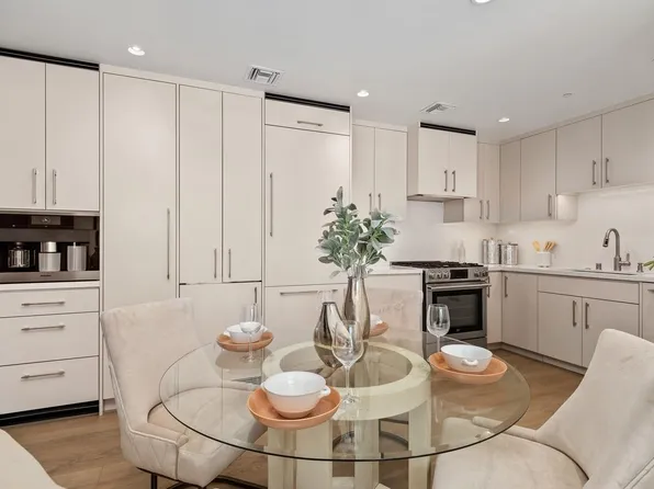 130 S Sepulveda Blvd Unit 408, Los Angeles, CA 90049