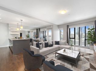 414 S Meredith Rd NE #201, Calgary, AB T2E5A6