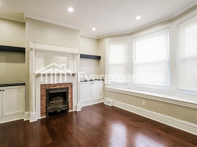 2110 Monongahela Ave — Photo 3