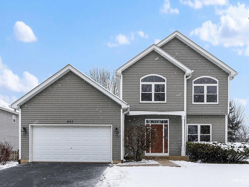 1st image of 807 Dogwood Dr