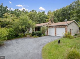 551 Sleepywoods Rd, Cross Junction, VA 22625