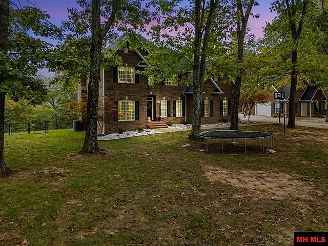 1st image of 32 Belle Cove Ln