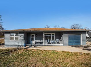 1904 N 90th St, Kansas City, KS 66112