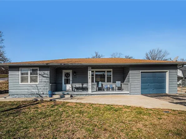 1904 N 90th St, Kansas City, KS 66112