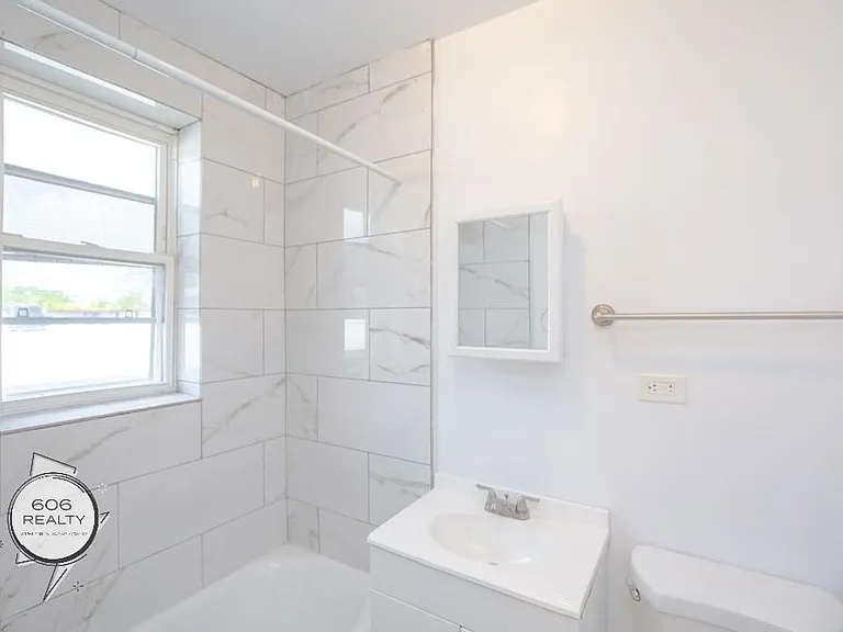 5011 W. Cermak Rd — Photo 20