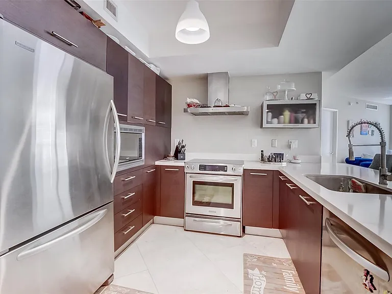 150 Sunny Isles Blvd #601 — Photo 7
