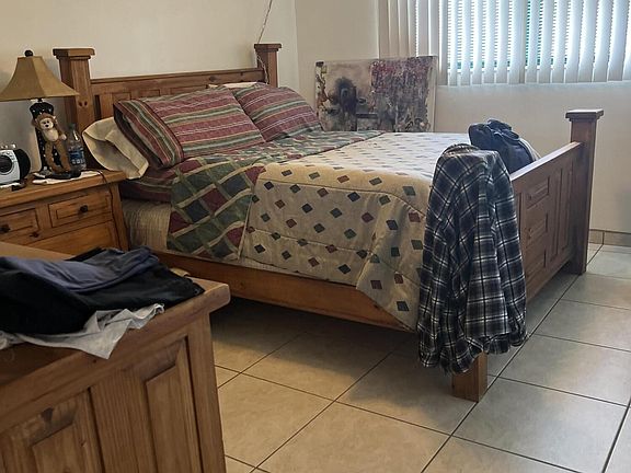 5th image of 2926 Ashley Drive E #F