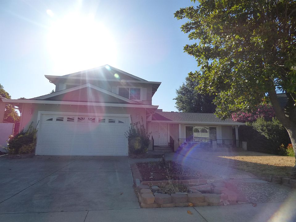 1st image of 3175 Admiral Dr