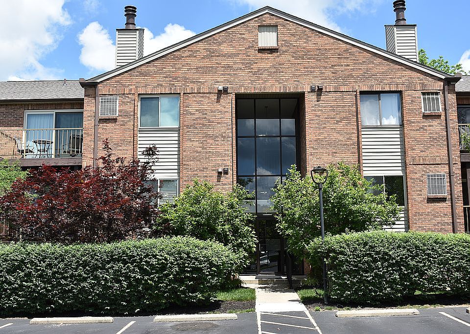 1st image of 5977-6 Meadowcreek Dr #5977-06