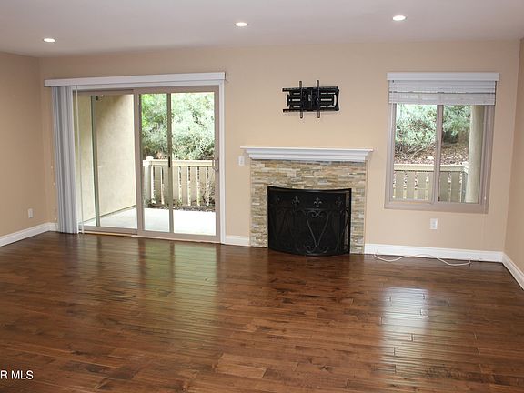 4th image of 248 Oak Leaf Dr #104