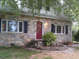 318 Poplar Rd, Fredericksburg, VA 22406