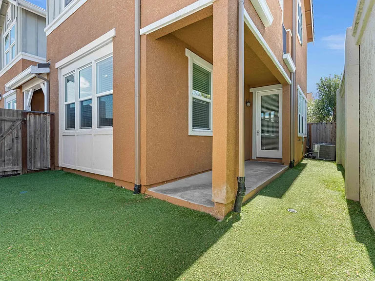 306 Misty Cir — Photo 41