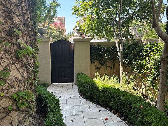 Gated Front Entryway