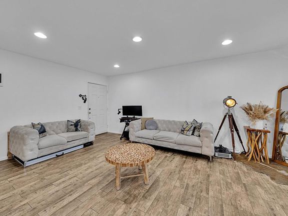 4th image of 10235 Madrid Way Unit 114