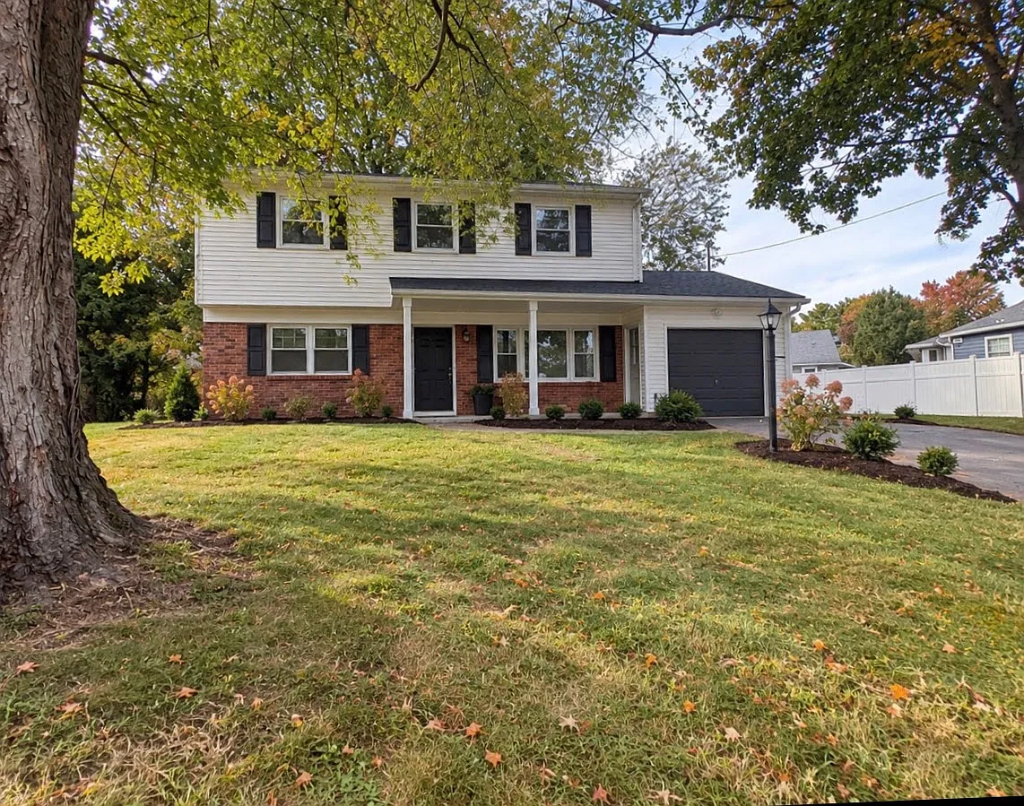 3 bed, 1344 sqft, $3,000 — Photo 1