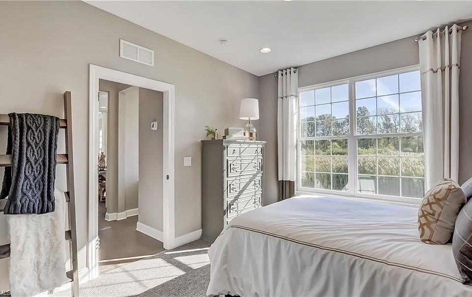 2209 Norton Pl, Avon, OH 44011 | Zillow