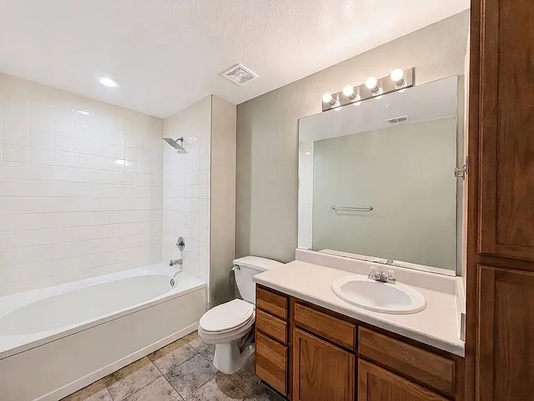 7940 Preserve Cir #916 — Photo 6