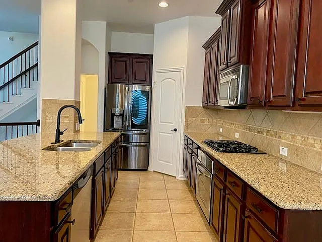 6497 Riviera Dr — Photo 9