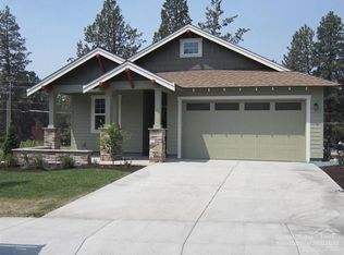 61053 SE Ruby Peak Ln, Bend, OR 97702