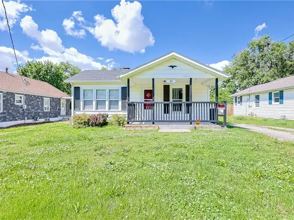 311 W Walter Ln, Saint Joseph, MO 64504
