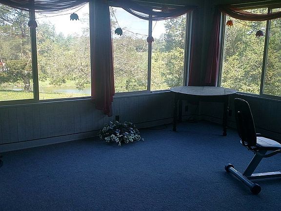 Sunroom/Exercise room 