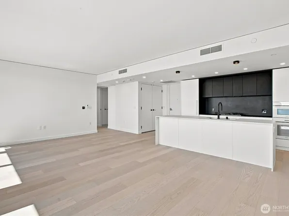 300 Virginia Street #4306, Seattle, WA 98101