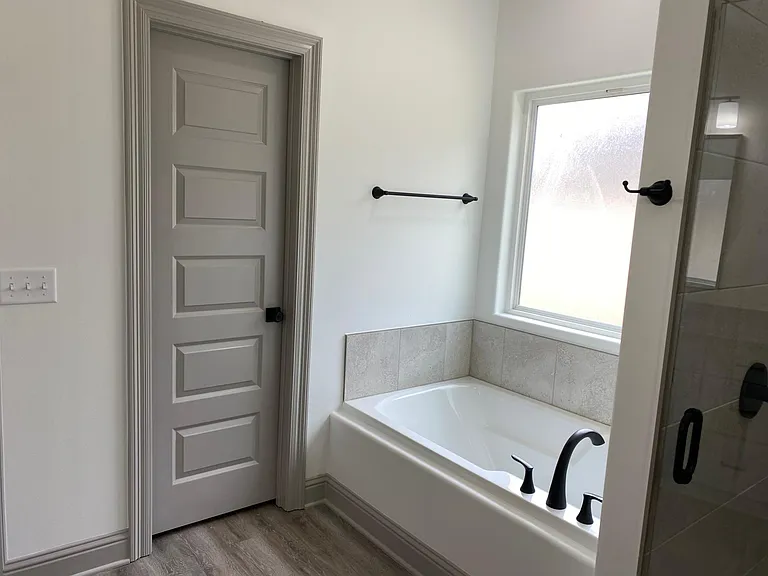 222 Oak Alley Dr — Photo 9