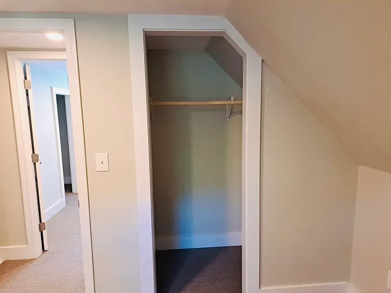 2046 Hartford Ave #5 — Photo 7