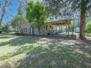 10070 Central Ave, Hampton, FL 32044